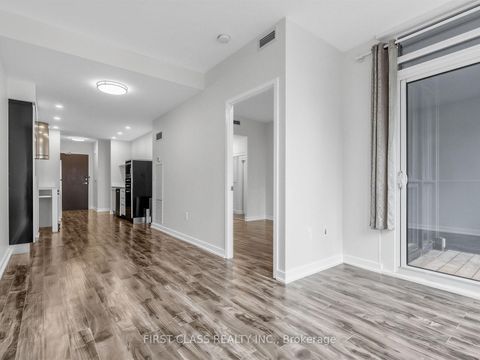 Photo 7 at 715 - 38 Dan Leckie Way, Waterfront Communities C1, Toronto