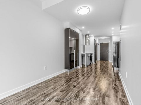 Photo 8 at 715 - 38 Dan Leckie Way, Waterfront Communities C1, Toronto