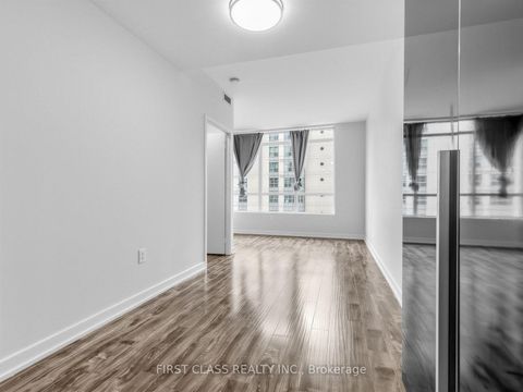 Photo 10 at 715 - 38 Dan Leckie Way, Waterfront Communities C1, Toronto
