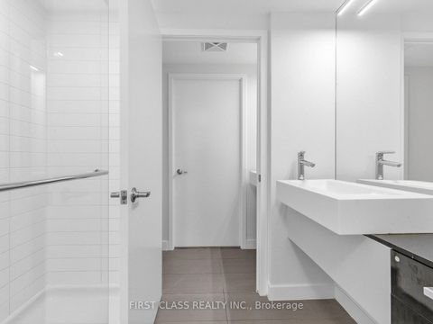 Photo 17 at 715 - 38 Dan Leckie Way, Waterfront Communities C1, Toronto