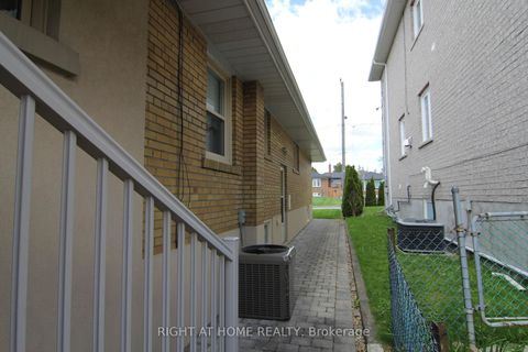 Photo 10 at 2 Manresa Lane, Maple Leaf, Toronto