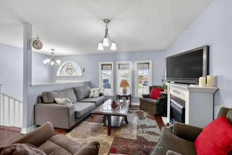 Photo 7 at 623 Glen Cedar Crescent, Alcona, Innisfil