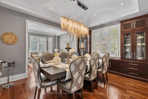 Photo 7 at 9 Cheshire Drive, Rosethorn, Toronto
