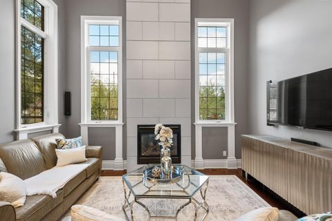 Photo 16 at 9 Cheshire Drive, Rosethorn, Toronto
