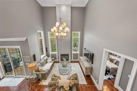 Photo 21 at 9 Cheshire Drive, Rosethorn, Toronto