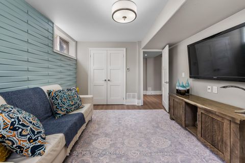 Photo 33 at 9 Cheshire Drive, Rosethorn, Toronto