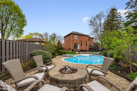 Photo 40 at 9 Cheshire Drive, Rosethorn, Toronto