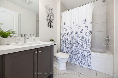Photo 18 at 60 Belanger Crescent, Birchmount, Toronto