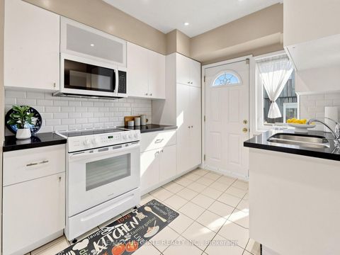 Photo 9 at 35 Blackthorn Avenue, Pellam Park, Toronto