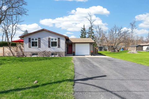 Photo 3 at 190 Parkview Road, Keswick North, Georgina