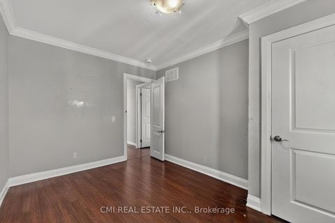 Photo 11 at 20 Jeavons Avenue, Birchmount, Toronto