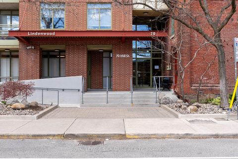 Photo 1 at Ph13 - 70 Mill Street, Waterfront Communities C8, Toronto
