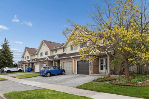 Photo 3 at 29 Biscayne Boulevard, Keswick South, Georgina