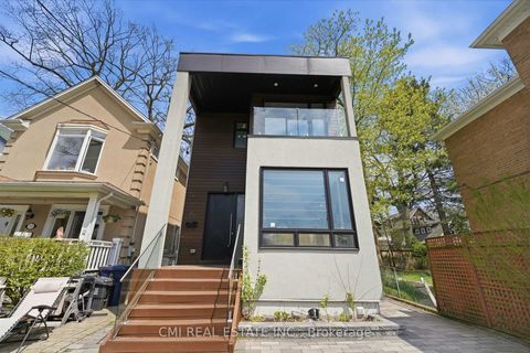 Photo 1 at 75 Kenilworth Avenue, The Beaches, Toronto