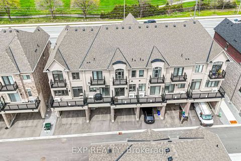 Photo 33 at 4259 Major Mackenzie Drive E, Angus Glen, Markham