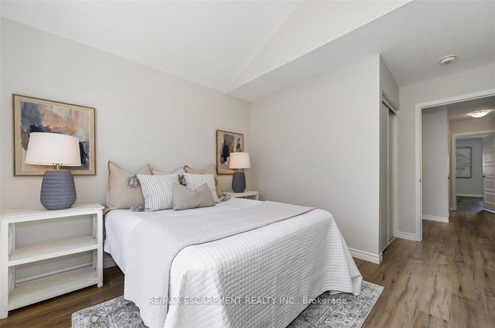 Photo 31 at 43 - 22 Spring Creek Drive, Waterdown, Hamilton
