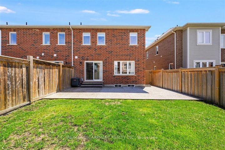 Photo 36 at 43 - 22 Spring Creek Drive, Waterdown, Hamilton