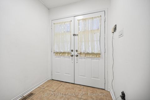Photo 5 at 127 Guinevere Road, Cedarwood, Markham