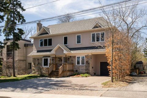Photo 2 at 124 Scarboro Crescent, Cliffcrest, Toronto