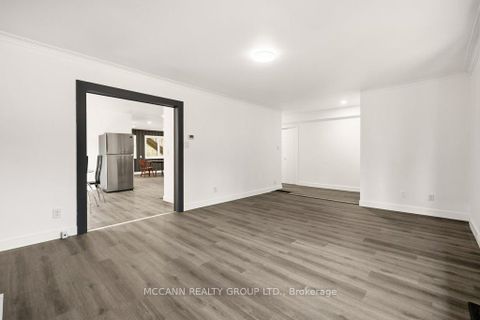 Photo 6 at 124 Scarboro Crescent, Cliffcrest, Toronto