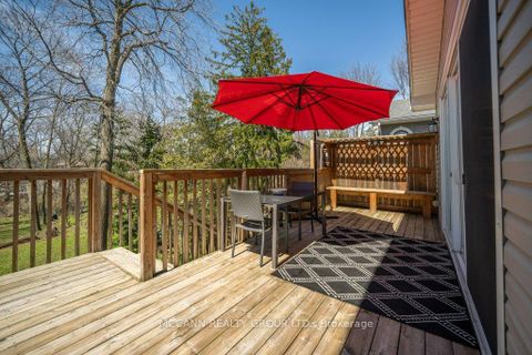 Photo 28 at 124 Scarboro Crescent, Cliffcrest, Toronto