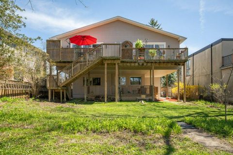 Photo 43 at 124 Scarboro Crescent, Cliffcrest, Toronto
