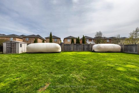 Photo 48 at 49 Harkness Drive, Rolling Acres, Whitby