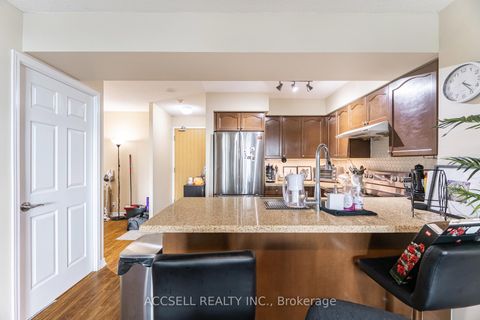 Photo 7 at 1015 - 68 Grangeway Avenue, Woburn, Toronto