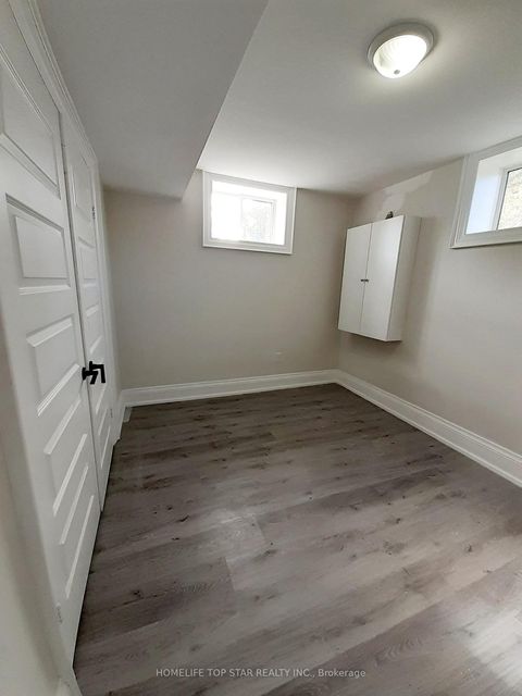Photo 13 at 478 Aylesworth Avenue, Cliffside, Toronto