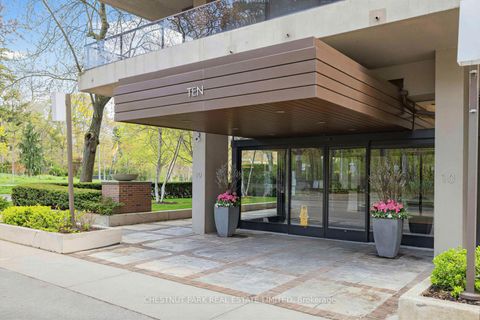 Photo 2 at 506 - 10 Avoca Avenue, Moore Park, Toronto