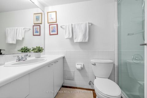 Photo 13 at 506 - 10 Avoca Avenue, Moore Park, Toronto