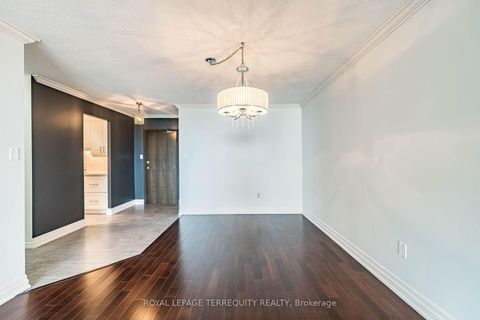 Photo 9 at 1902 - 820 Burnhamthorpe Road, Markland Wood, Toronto