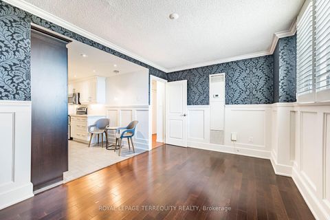 Photo 16 at 1902 - 820 Burnhamthorpe Road, Markland Wood, Toronto