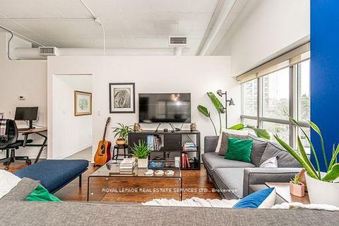 Photo 5 at 206 - 2 Fieldway Road, City Centre West, Toronto
