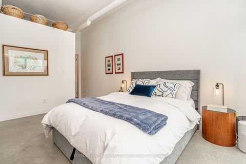 Photo 16 at 206 - 2 Fieldway Road, City Centre West, Toronto