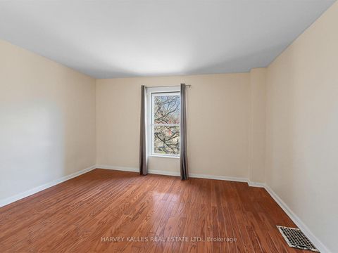 Photo 18 at 258 Harbord Street, Little Italy, Toronto