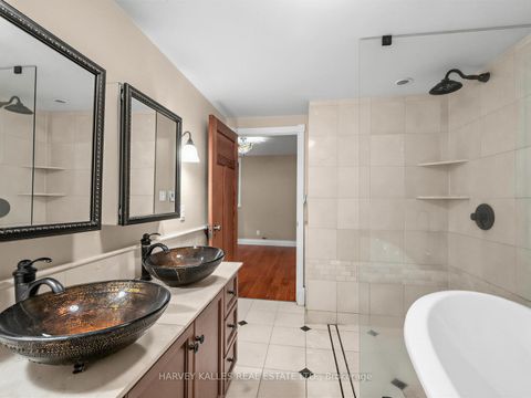 Photo 25 at 258 Harbord Street, Little Italy, Toronto