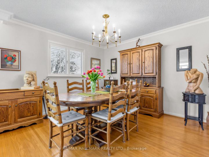 Photo 7 at 11 Sutcliffe Drive, Bayview Village, Toronto