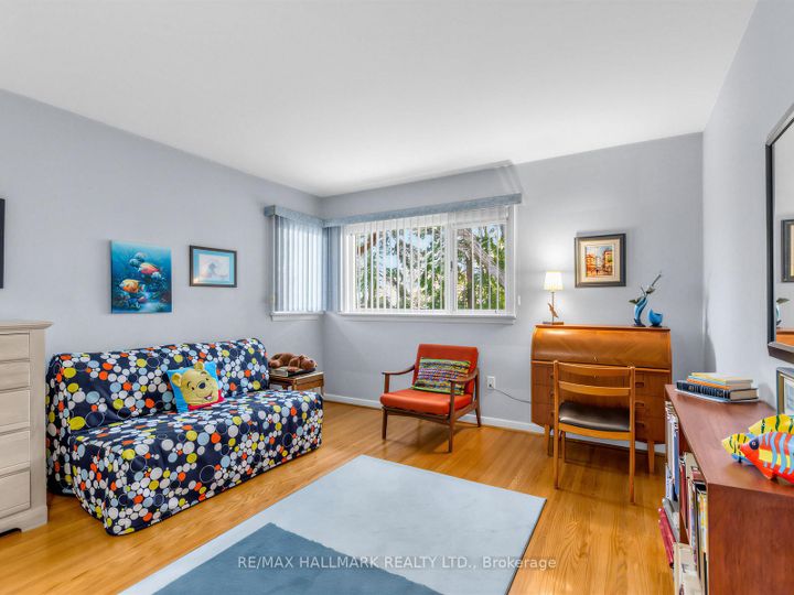 Photo 16 at 11 Sutcliffe Drive, Bayview Village, Toronto