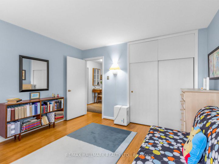 Photo 17 at 11 Sutcliffe Drive, Bayview Village, Toronto