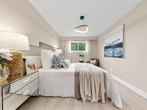 Photo 18 at 76 Clancy Drive, Don Valley Village, Toronto