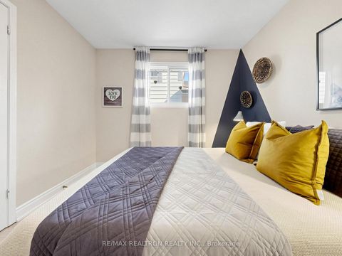 Photo 25 at 76 Clancy Drive, Don Valley Village, Toronto