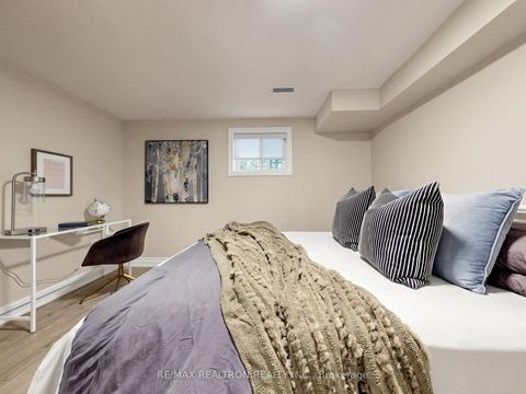 Photo 39 at 76 Clancy Drive, Don Valley Village, Toronto