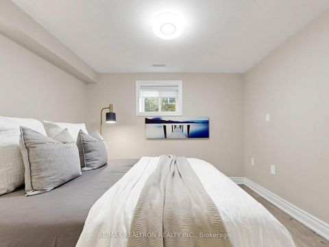 Photo 41 at 76 Clancy Drive, Don Valley Village, Toronto