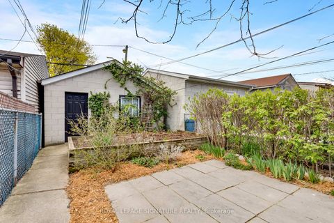 Photo 24 at 38 Wiltshire Avenue, Pellam Park, Toronto
