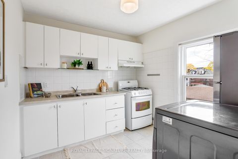 Photo 35 at 38 Wiltshire Avenue, Pellam Park, Toronto