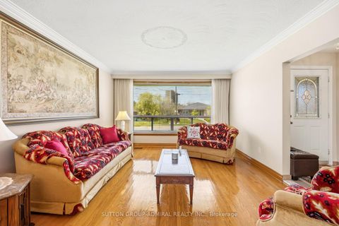 Photo 4 at 234 Derrydown Road, York University Heights, Toronto