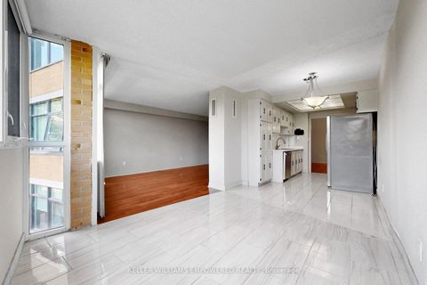 Photo 7 at 203 - 90 Fisherville Road, Branson, Toronto