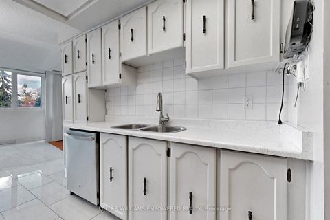 Photo 11 at 203 - 90 Fisherville Road, Branson, Toronto