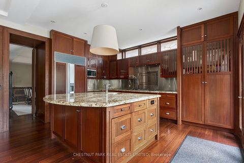 Photo 11 at 177 Roxborough Drive, Moore Park, Toronto